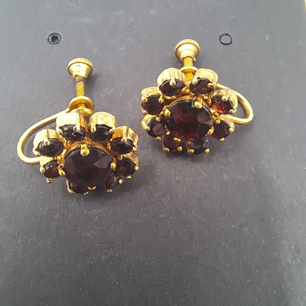 Vintage Antique Bohemian Garnet Flower Cluster Gold Tone Screw Back Earrings